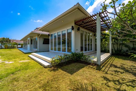 Villa in Hua Hin, Thailand 7 Schlafzimmer № 221813 - Foto 10
