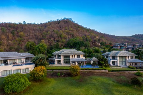 Villa in Hua Hin, Thailand 5 Schlafzimmer № 221807 - Foto 4