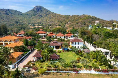 Villa in Hua Hin, Thailand 6 Schlafzimmer № 221810 - Foto 5