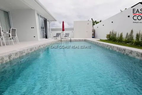 Casa de 3 dormitorios en Pattaya, Tailandia № 213075 - foto 12