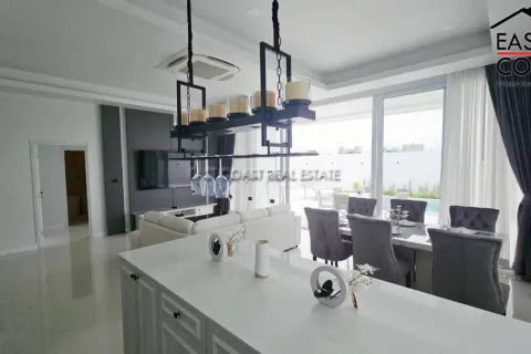 Casa de 3 dormitorios en Pattaya, Tailandia № 213075 - foto 8