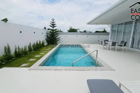 Casa de 3 dormitorios en Pattaya, Tailandia № 213075 - foto 3
