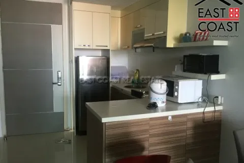 Condominio de 2 dormitorios en Pattaya, Tailandia № 213080 - foto 2