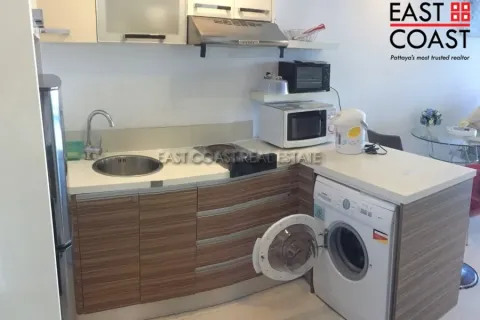 Condominio de 2 dormitorios en Pattaya, Tailandia № 213080 - foto 3