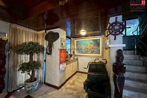 Casa de 5 dormitorios en Pattaya, Tailandia № 213076 - foto 28