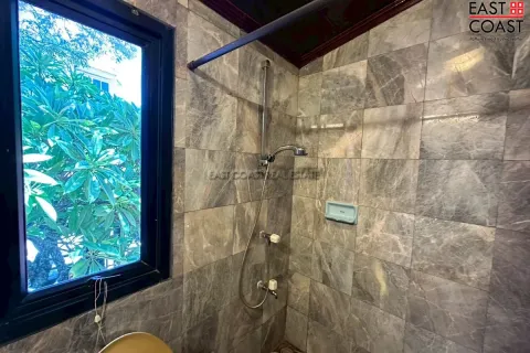 Casa de 5 dormitorios en Pattaya, Tailandia № 213076 - foto 14