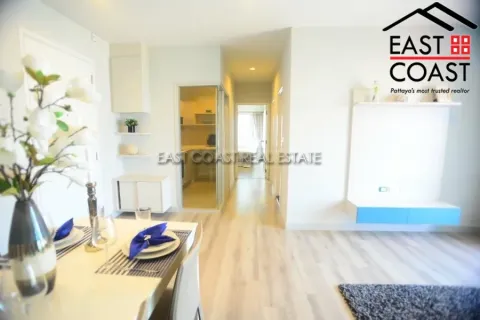 Condominio de 2 dormitorios en Pattaya, Tailandia № 213079 - foto 2