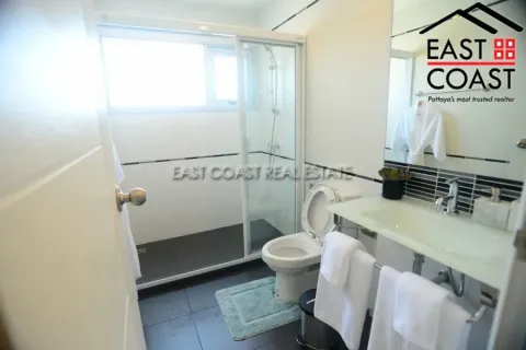 Condominio de 2 dormitorios en Pattaya, Tailandia № 213079 - foto 9