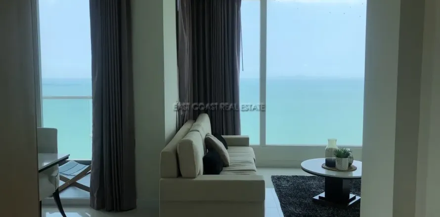 Condominio de 2 dormitorios en Pattaya, Tailandia № 213078