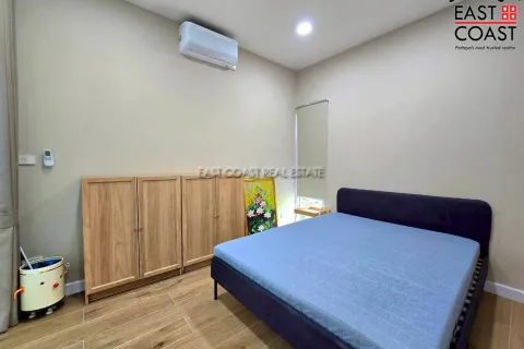 Casa de 4 dormitorios en Pattaya, Tailandia № 213074 - foto 30
