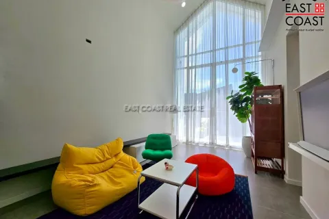 Casa de 4 dormitorios en Pattaya, Tailandia № 213074 - foto 13