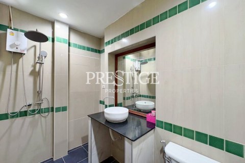 House in Pattaya, Thailand 3 bedrooms № 202054 - photo 22