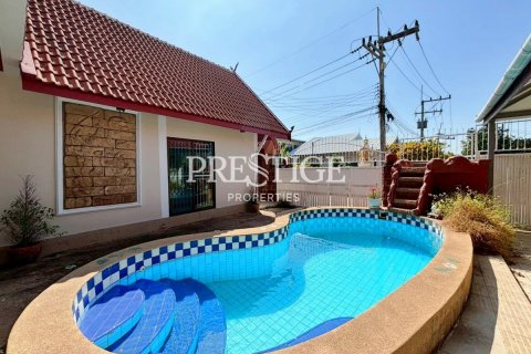 House in Pattaya, Thailand 3 bedrooms № 202054 - photo 24