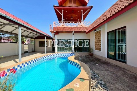 House in Pattaya, Thailand 3 bedrooms № 202054 - photo 25