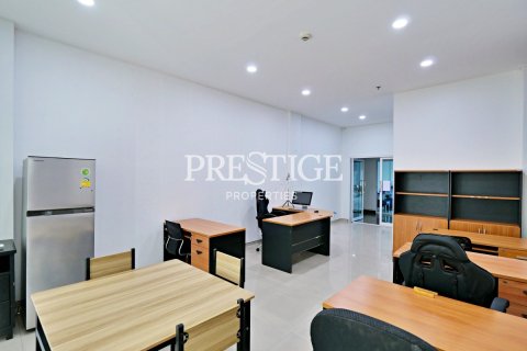 Commercial property in Pattaya, Thailand 48 sq.m. № 202059 - photo 4