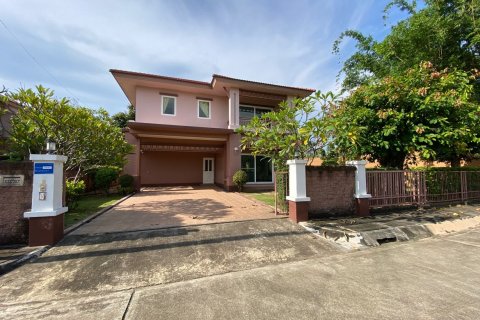 House in Chiang Mai, Thailand 3 bedrooms № 167136