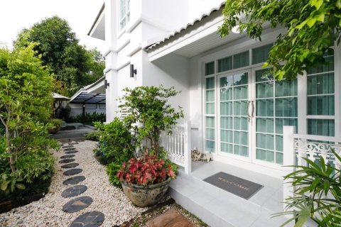 Villa in Chiang Mai, Thailand 6 bedrooms № 167142 - photo 5