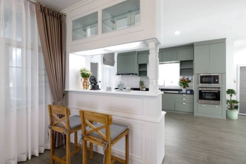 Villa in Chiang Mai, Thailand 6 bedrooms № 167142 - photo 12