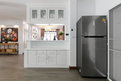 Villa in Chiang Mai, Thailand 6 bedrooms № 167142 - photo 15