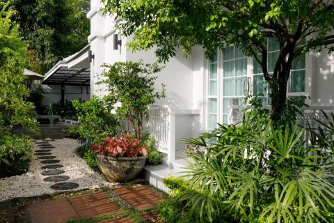Villa in Chiang Mai, Thailand 6 bedrooms № 167142 - photo 3
