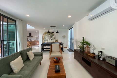 Вилла в Чиангмае, Таиланд с 7 спальнями  № 167139 - фото 4