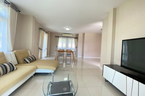 Дом в Чиангмае, Таиланд с 3 спальнями  № 167138 - фото 4