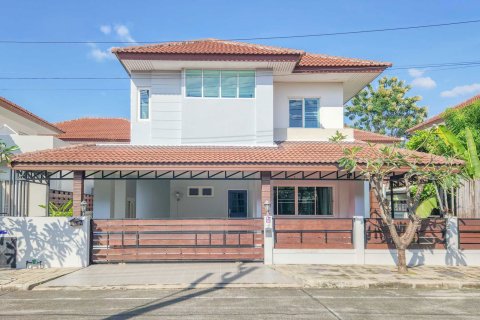 House in Chiang Mai, Thailand 3 bedrooms № 156301 - photo 5