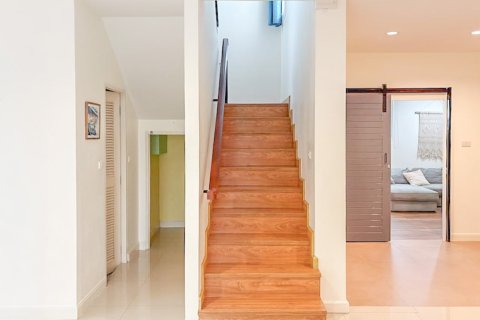 House in Chiang Mai, Thailand 3 bedrooms № 156301 - photo 23