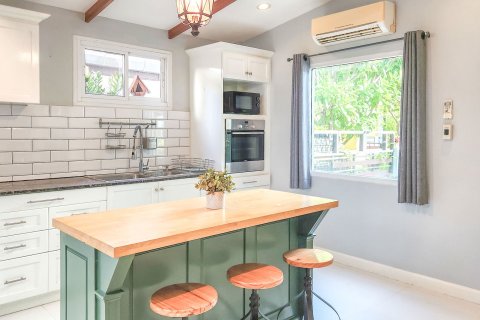 House in Chiang Mai, Thailand 3 bedrooms № 156301 - photo 16