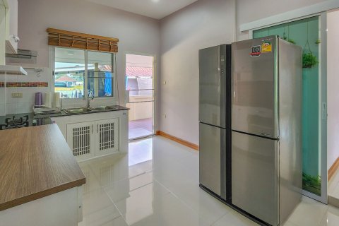 House in Chiang Mai, Thailand 3 bedrooms № 156302 - photo 2