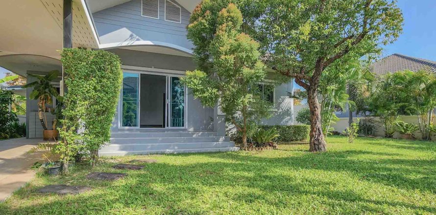 House in Chiang Mai, Thailand 3 bedrooms № 156302