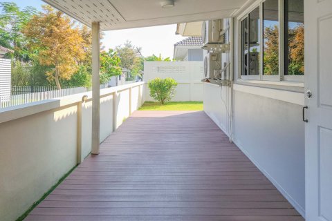 House in Chiang Mai, Thailand 3 bedrooms № 156302 - photo 25