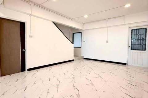 Таунхаус в Пхукете, Таиланд с 3 спальнями  № 147146 - фото 3