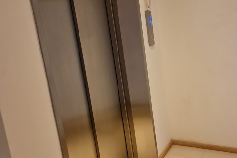 Дом в Хуай Кванге, Бангкок, Таиланд с 4 спальнями  № 147147 - фото 3