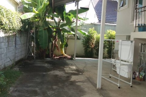 House in San Sai, Thailand 4 bedrooms № 147145 - photo 17