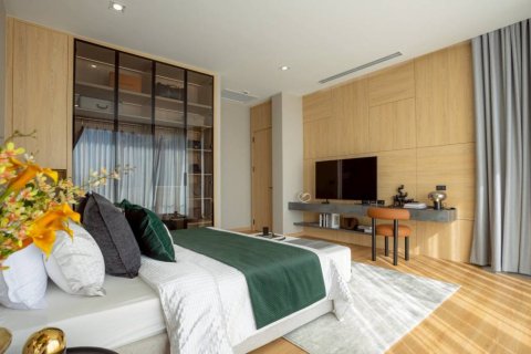 Villa in Pattaya, Thailand 4 bedrooms № 146927 - photo 2