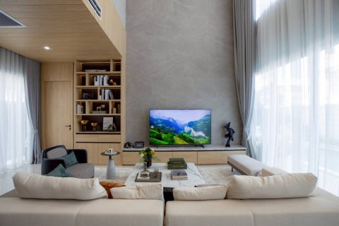 Villa in Pattaya, Thailand 4 bedrooms № 146926 - photo 1