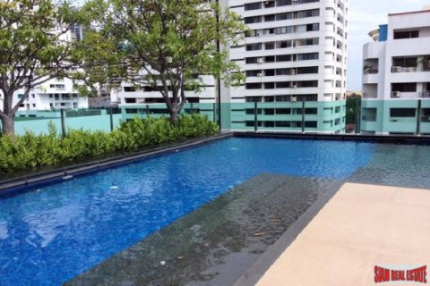 Apartment in Bangkok, Thailand 3 bedrooms № 193089 - photo 3
