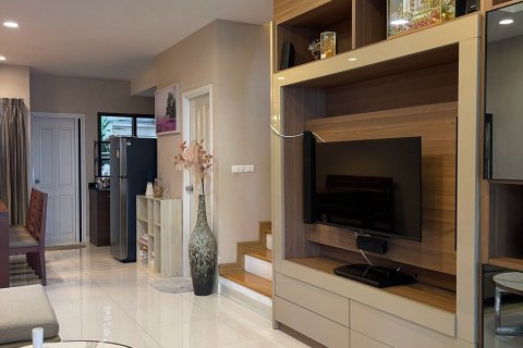 Дом в Суан Луанге, Бангкок, Таиланд с 3 спальнями № 151168 - фото 6