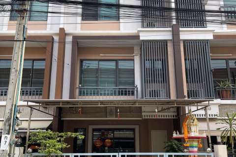 Дом в Суан Луанге, Бангкок, Таиланд с 3 спальнями № 151168 - фото 1