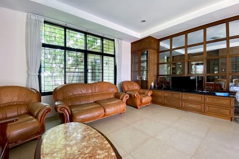 Вилла в Хуа Хине, Таиланд с 3 спальнями  № 168574 - фото 11