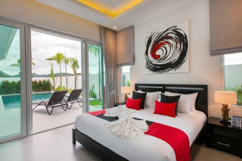 Villa in Hua Hin, Thailand 3 bedrooms № 168571 - photo 19