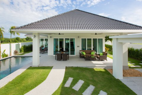 Villa in Hua Hin, Thailand 3 bedrooms № 168571 - photo 7