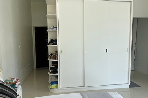 Villa in Sam Roi Yot, Thailand 4 bedrooms № 168569 - photo 5