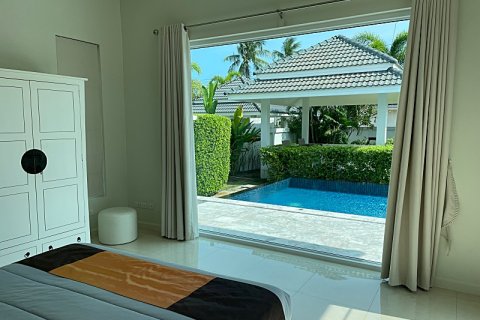 Villa in Sam Roi Yot, Thailand 4 bedrooms № 168569 - photo 18