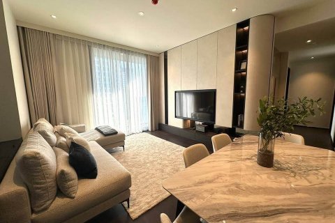 Condo in Bangkok, Thailand, 3 bedrooms  № 142983 - photo 2