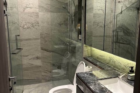 Condo in Bangkok, Thailand, 3 bedrooms  № 142983 - photo 16