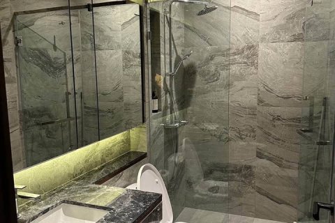 Condo in Bangkok, Thailand, 3 bedrooms  № 142983 - photo 14