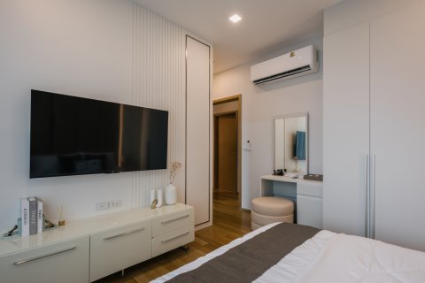 Condo in Bangkok, Thailand, 2 bedrooms  № 142986 - photo 5