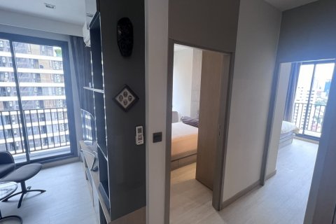 Condo in Bangkok, Thailand, 2 bedrooms  № 157396 - photo 3